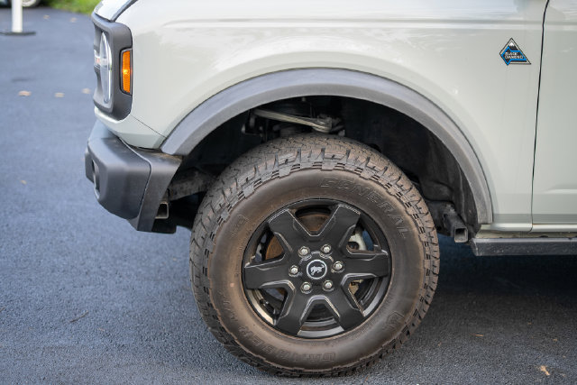 Used 2024 Ford Bronco Black Diamond AWD/4WD image 9