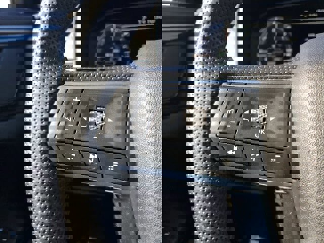 Used 2024 Mitsubishi Outlander SE image 18