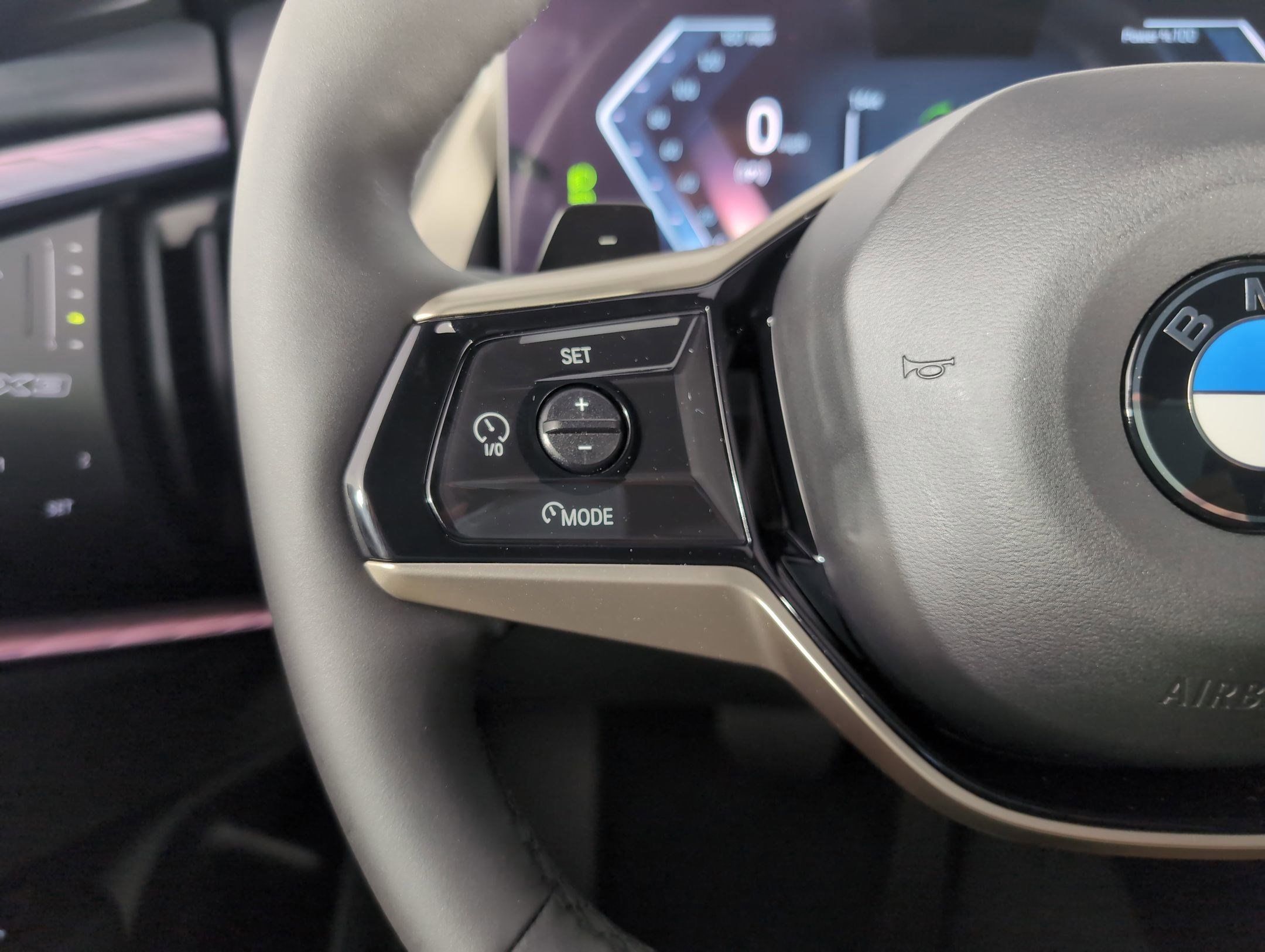 Used 2025 BMW X3 xDrive30i w/ Premium Package image 14