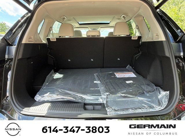 New 2026 Nissan Rogue Dark Armor AWD/4WD image 10