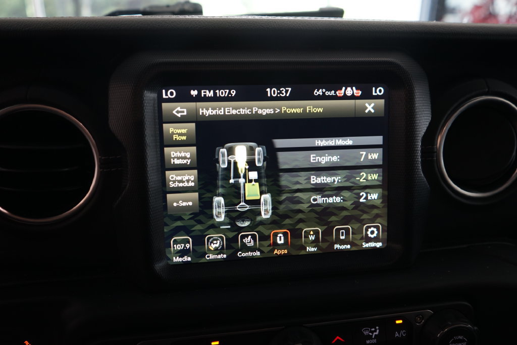 Used 2023 Jeep Wrangler Unlimited Sahara w/ Cold Weather Group AWD/4WD image 35