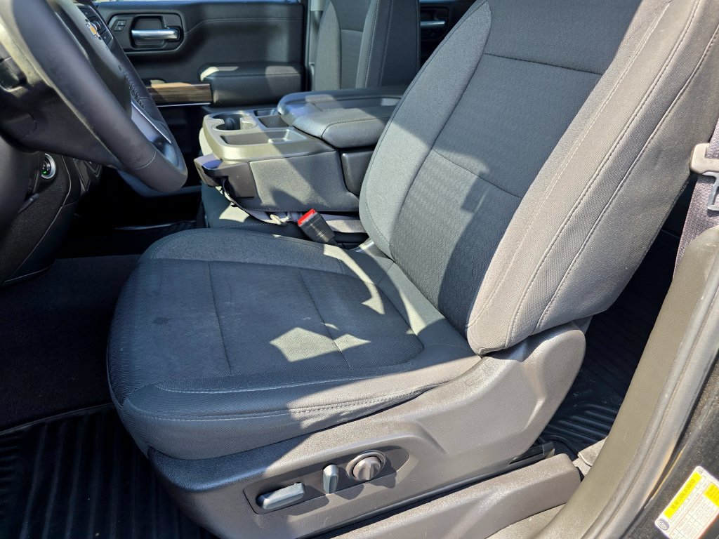 Used 2022 Chevrolet Silverado 1500 LT AWD/4WD image 18