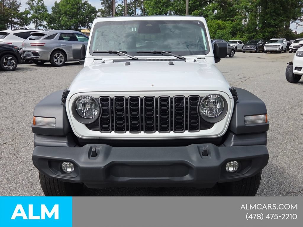 Used 2025 Jeep Wrangler Unlimited Sport AWD/4WD image 3