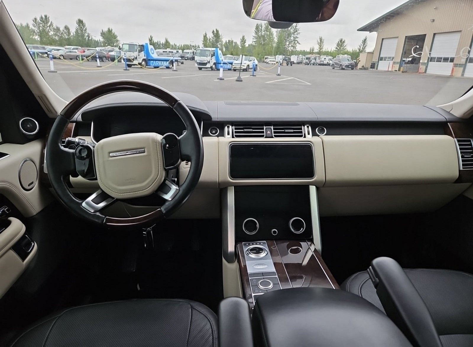 Used 2019 Land Rover Range Rover HSE AWD/4WD image 9