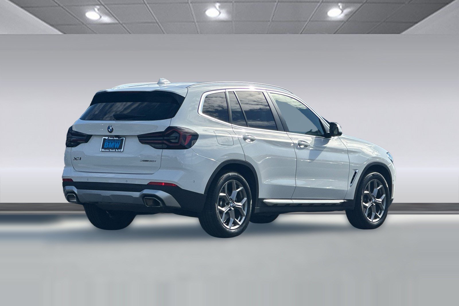Used 2023 BMW X3 xDrive30i w/ Premium Package AWD/4WD image 9