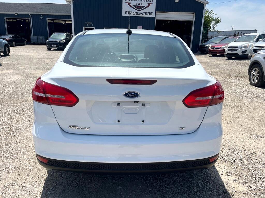 Used 2018 Ford Focus SE image 4