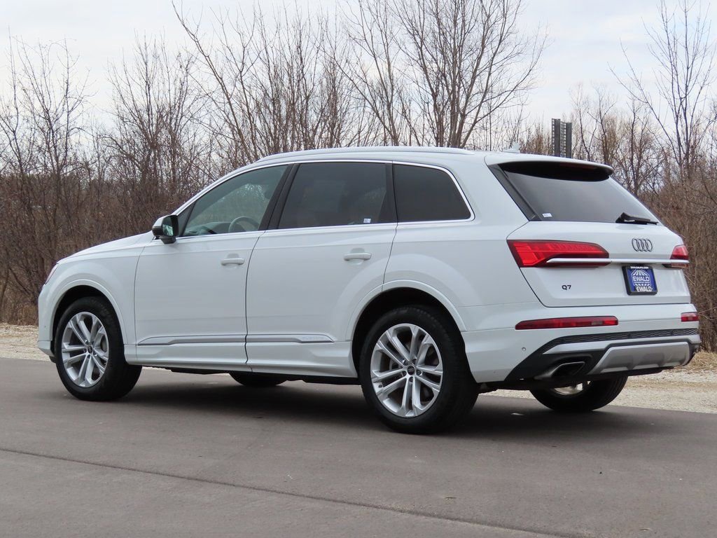 Used 2025 Audi Q7 3.0T Premium Plus image 28