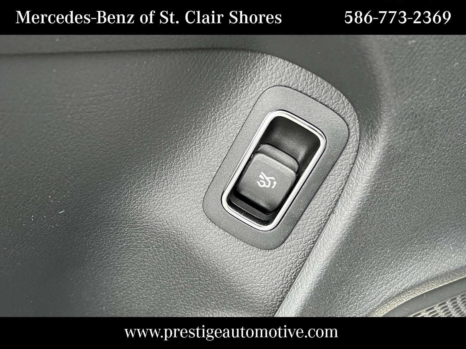 Used 2025 Mercedes-Benz CLA 250 4MATIC image 20