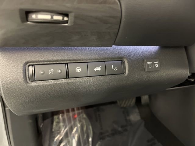 New 2026 Nissan Pathfinder Platinum w/ Accent Package image 30