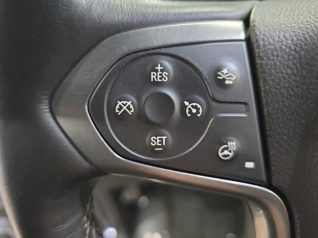 Used 2017 Chevrolet Suburban Premier AWD/4WD image 19