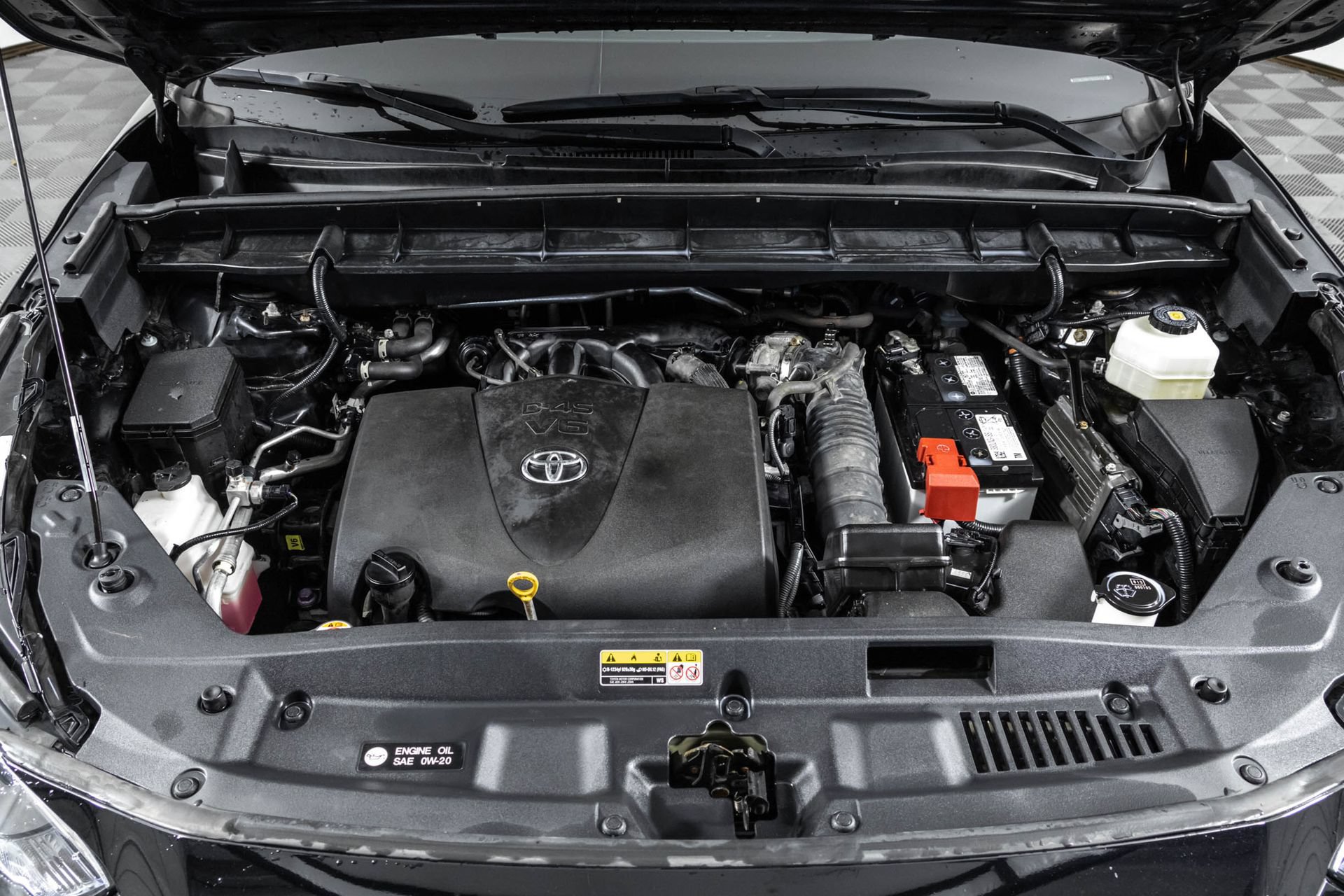 Used 2022 Toyota Highlander LE AWD/4WD image 53