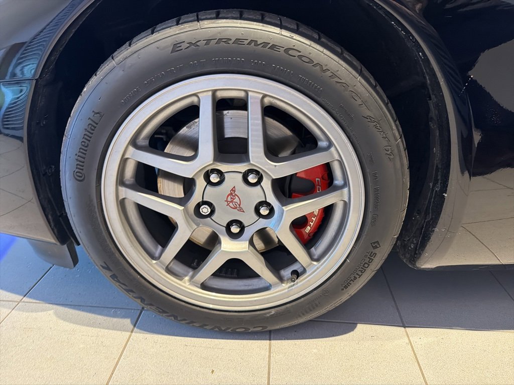 Used 2004 Chevrolet Corvette Z06 w/ Memory Package image 20