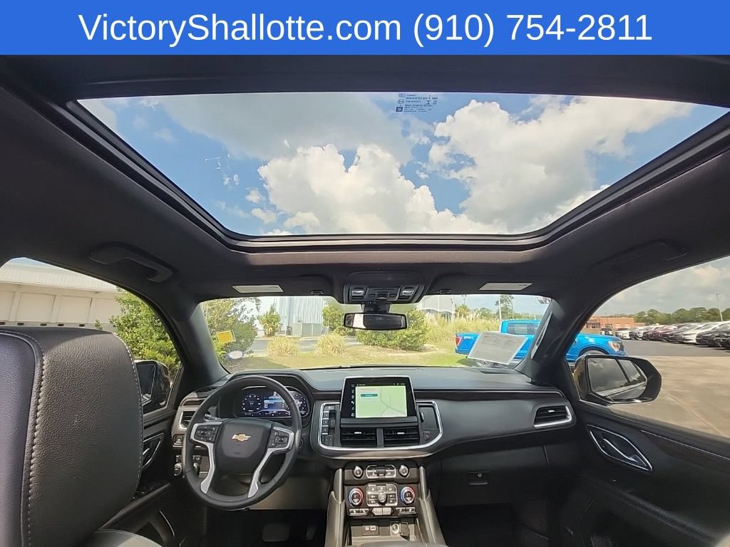 Used 2022 Chevrolet Suburban LT w/ LT Signature Plus Package AWD/4WD image 6