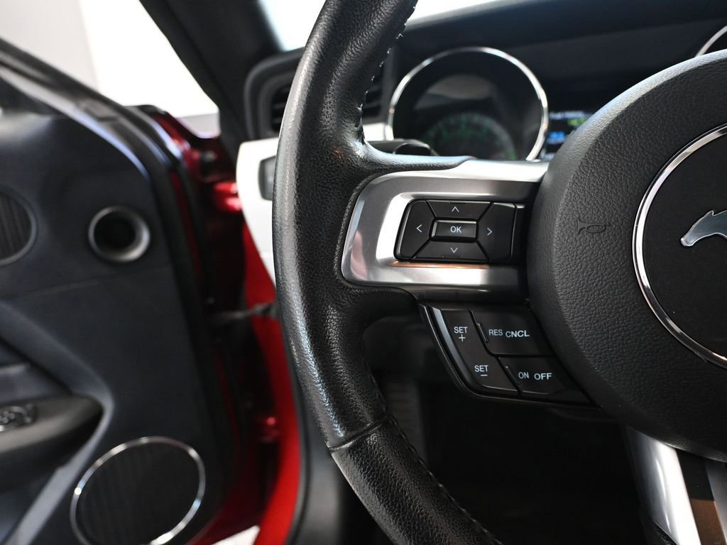 Used 2015 Ford Mustang Premium RWD image 26