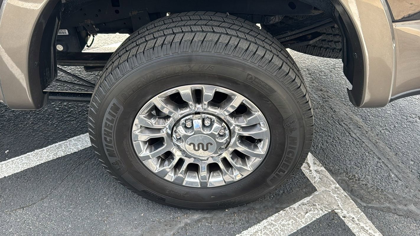 Used 2021 Ford F250 King Ranch w/ King Ranch Ultimate Package AWD/4WD image 17