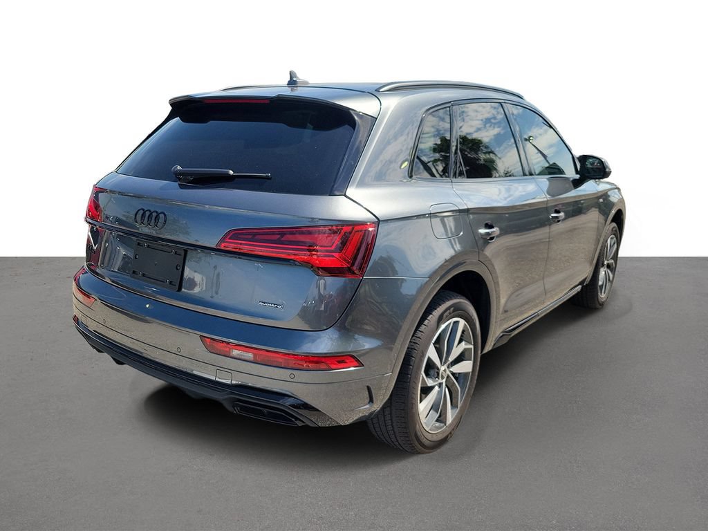Used 2024 Audi Q5 2.0T Premium AWD/4WD image 3