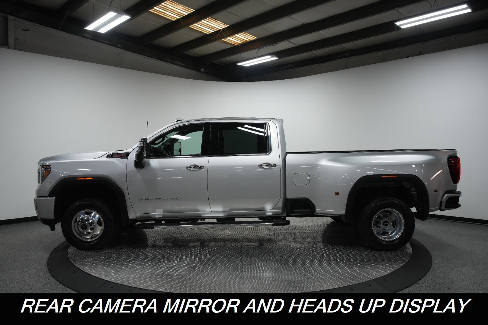 Used 2022 GMC Sierra 3500 Denali w/ Technology Package image 5