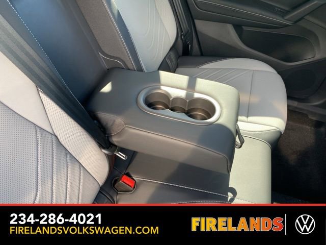 New 2025 Volkswagen Tiguan SE image 53