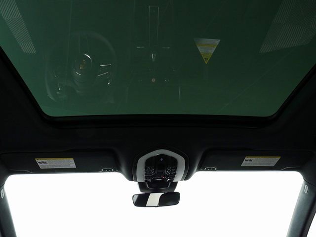 New 2026 Porsche Macan image 21