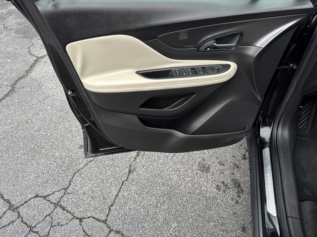 Used 2019 Buick Encore Sport Touring w/ Safety Package image 10