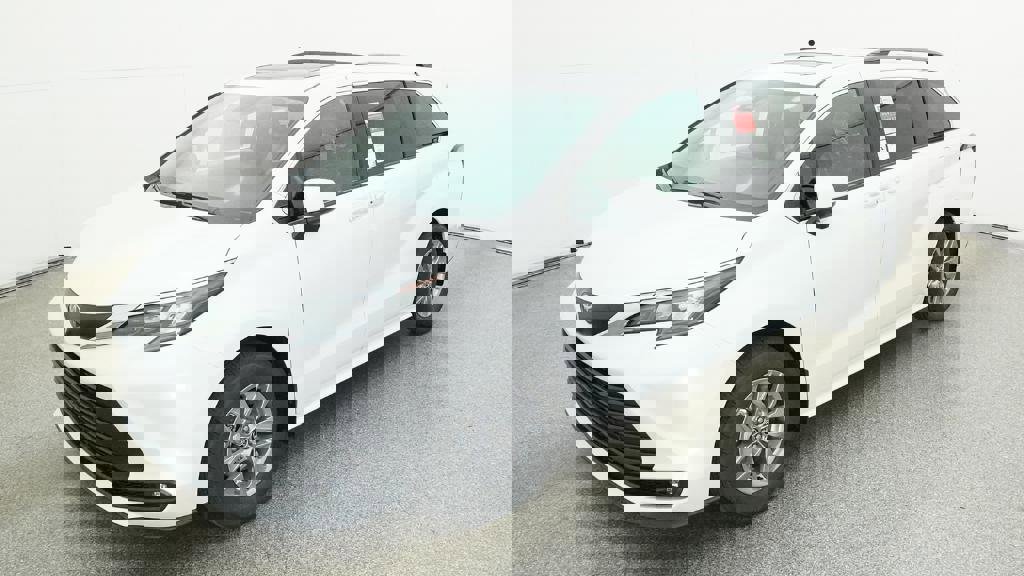 New 2026 Toyota Sienna XLE image 1