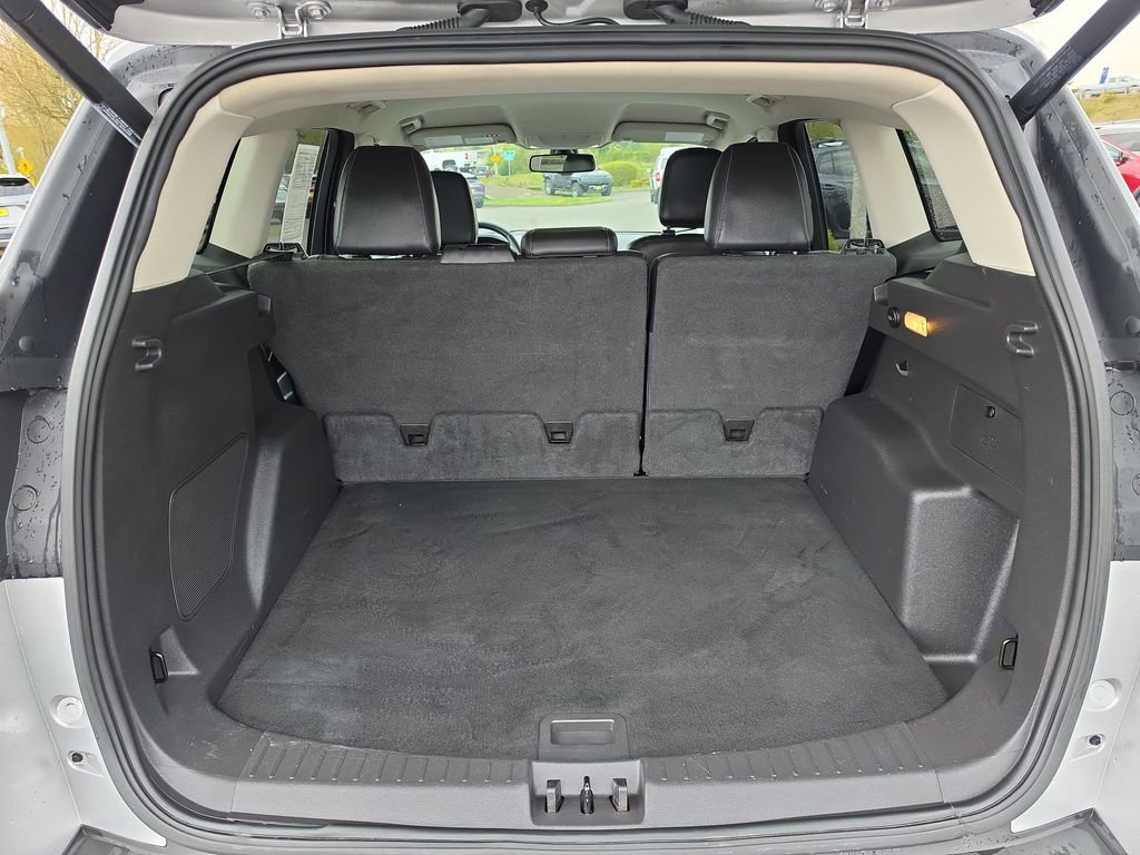 Used 2019 Ford Escape Titanium image 28