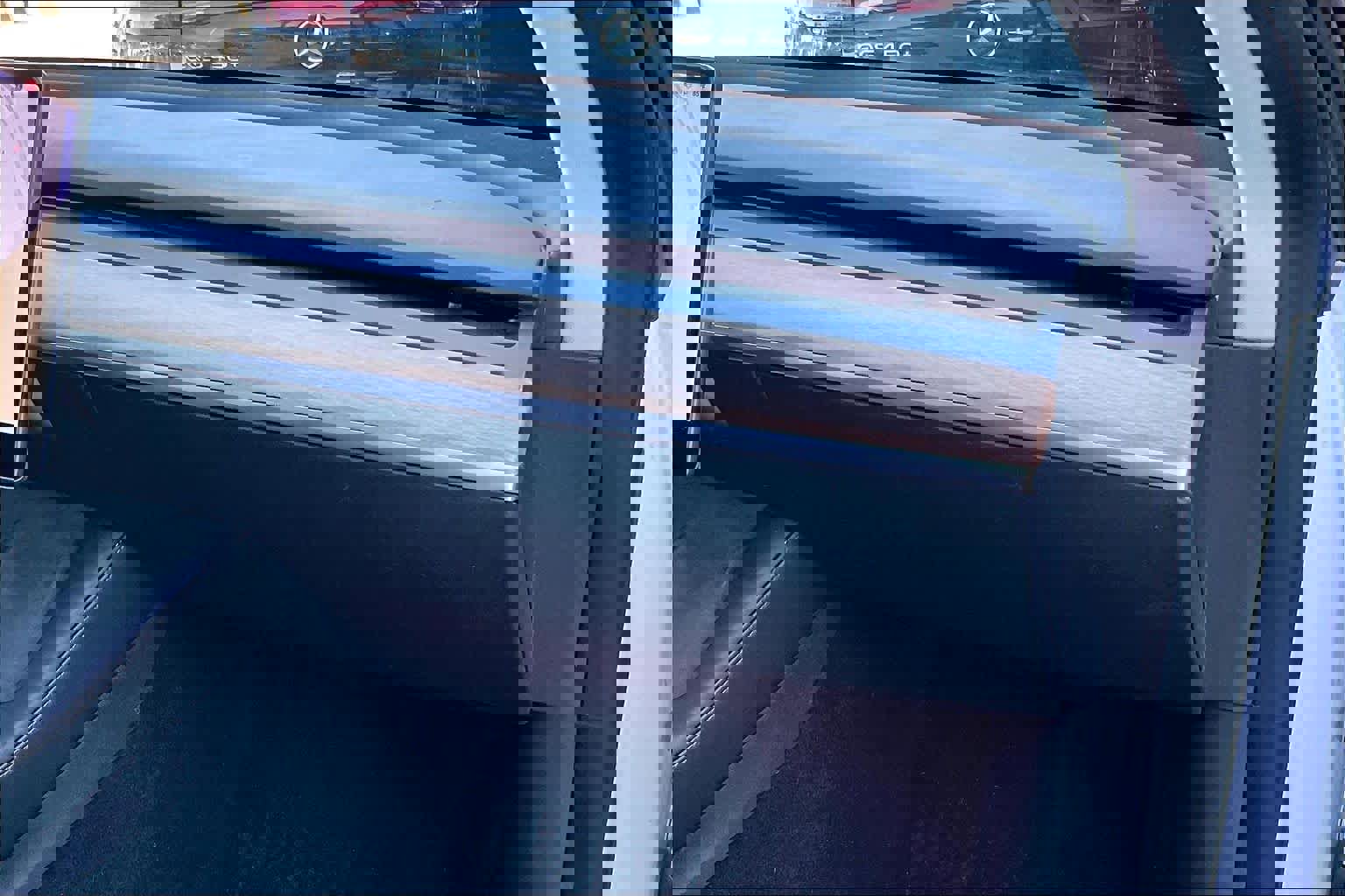 Used 2022 Tesla Model Y Long Range image 18