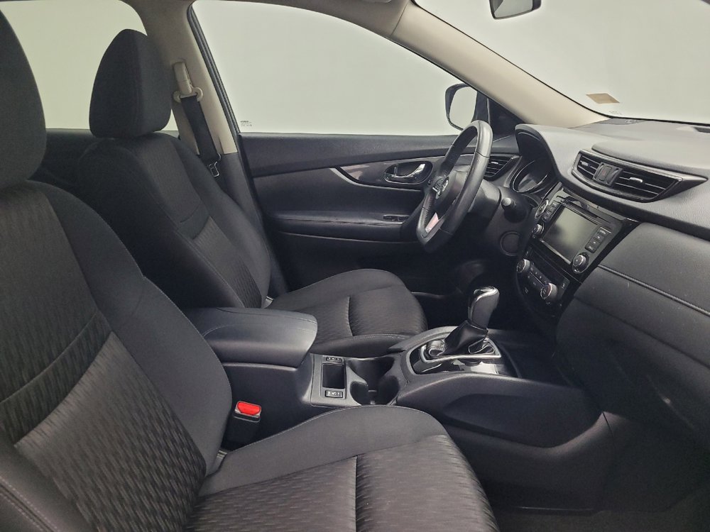 Used 2018 Nissan Rogue SV image 21
