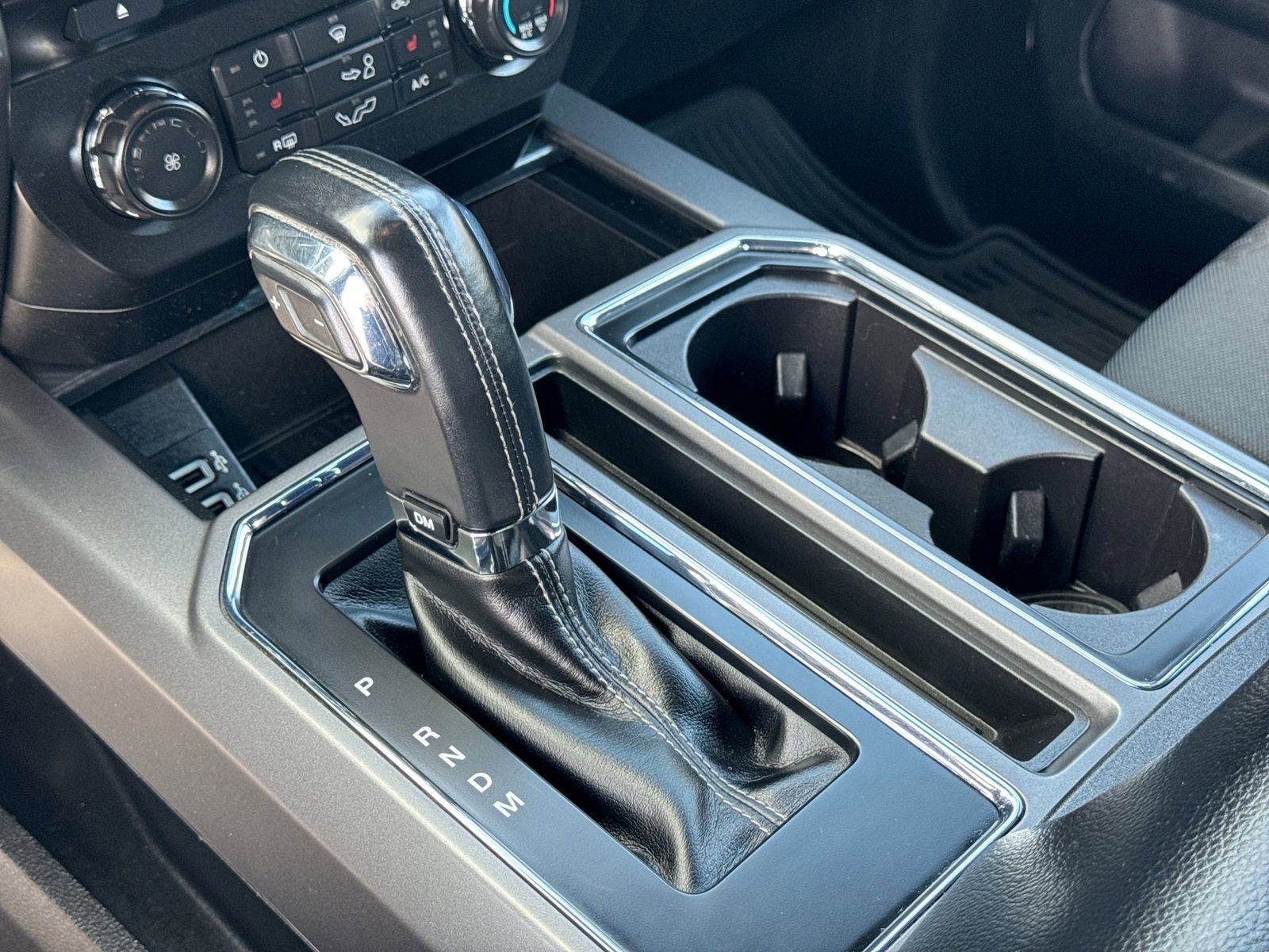 Used 2018 Ford F150 XLT w/ Equipment Group 302A Luxury image 33