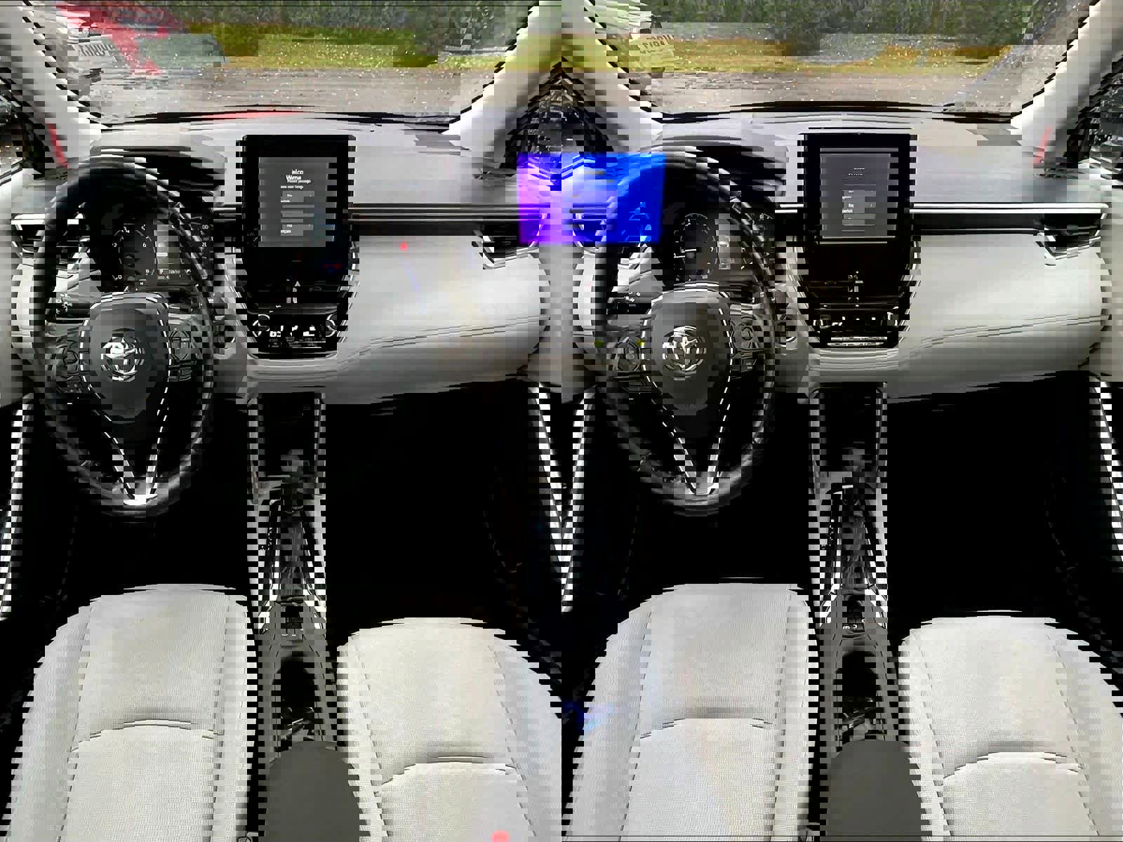 Used 2023 Toyota Corolla Cross LE image 21