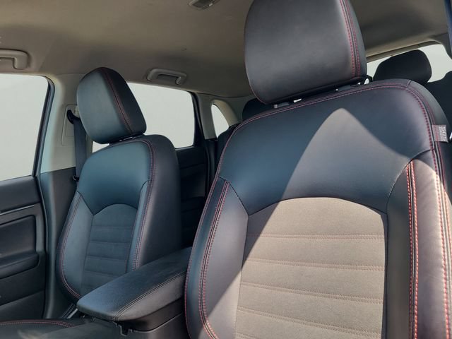 Used 2024 Mitsubishi Outlander Sport SE AWD/4WD image 16