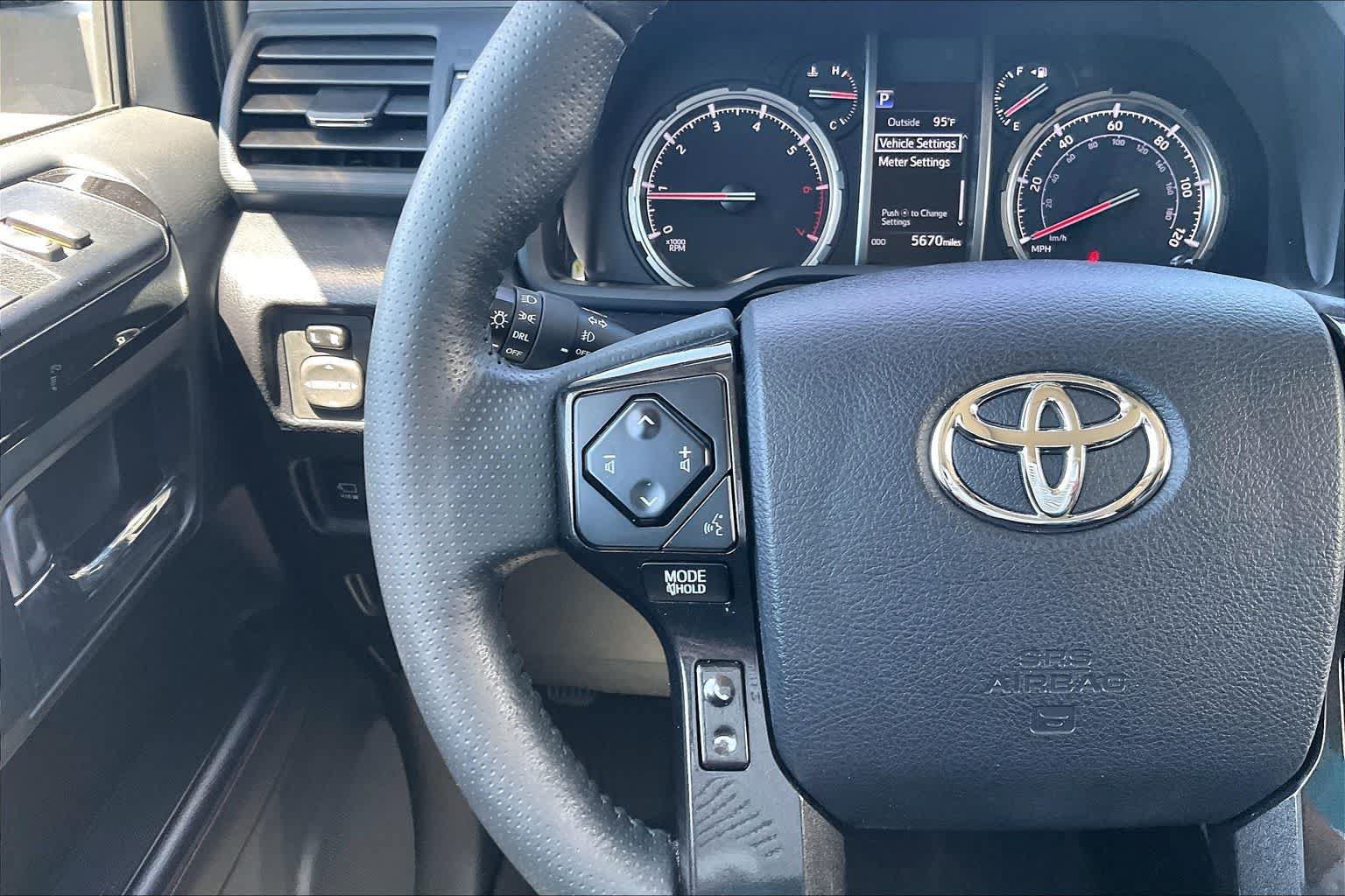 Used 2024 Toyota 4Runner TRD Off-Road Premium w/ Off Road Premium Plus Package AWD/4WD image 24