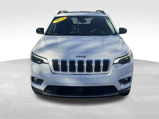 Used 2022 Jeep Cherokee Limited image 2