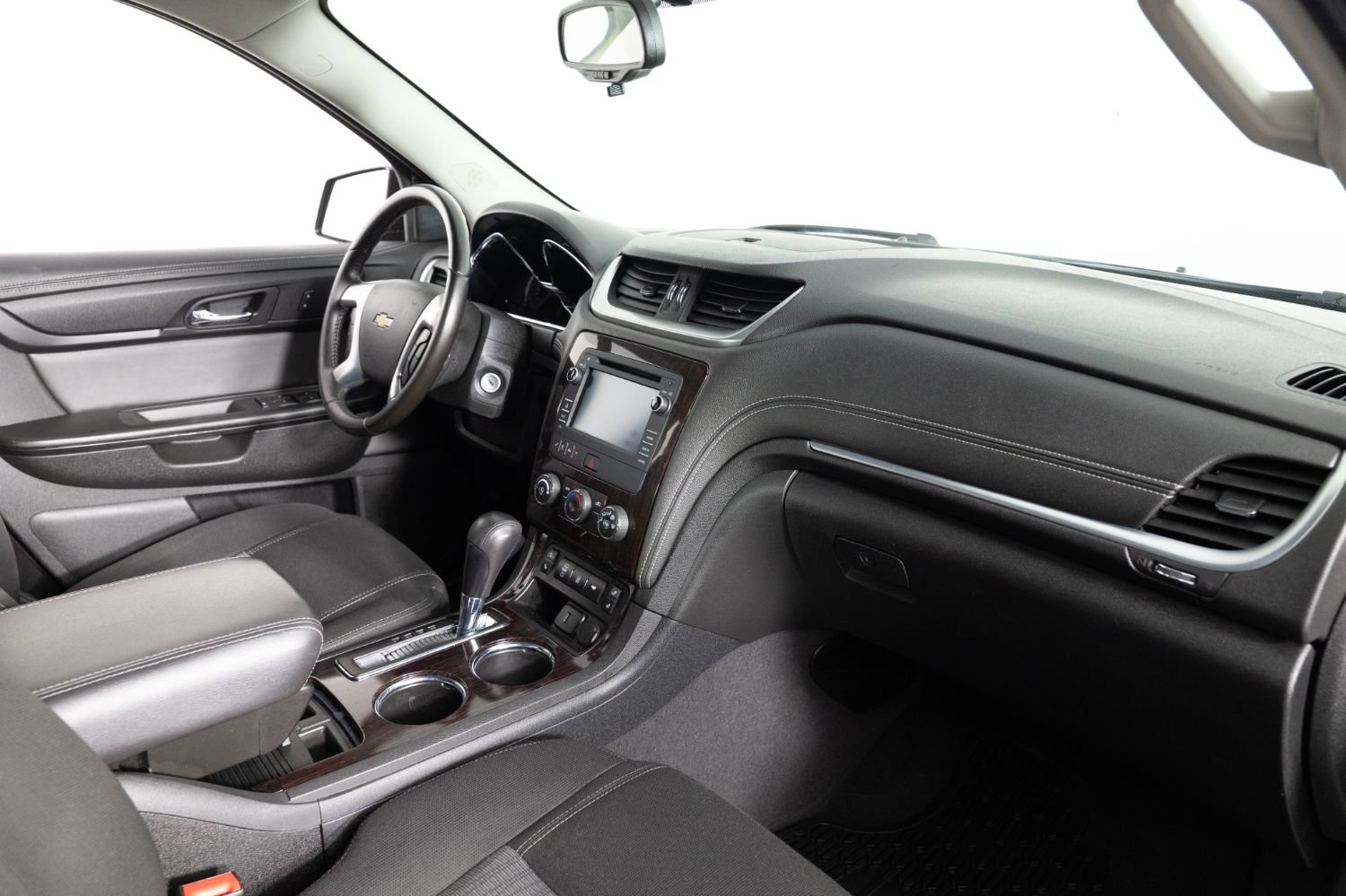 Used 2017 Chevrolet Traverse LT w/ True North Edition AWD/4WD image 26