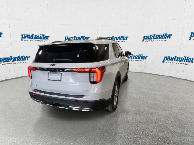 Used 2026 Ford Explorer Active w/ Active Comfort Package AWD/4WD image 11