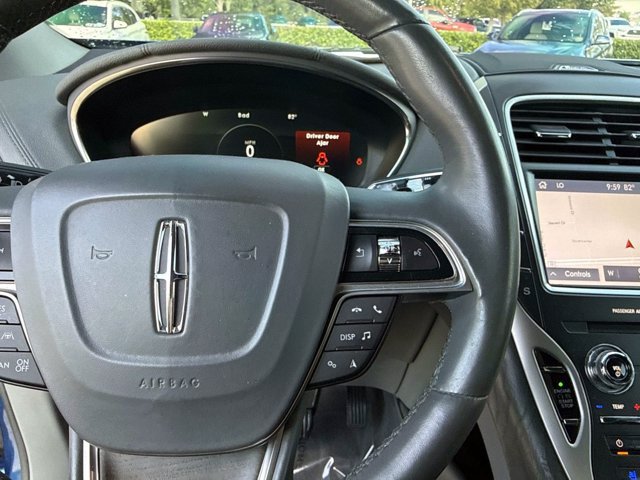 Used 2020 Lincoln Nautilus Reserve FWD image 31