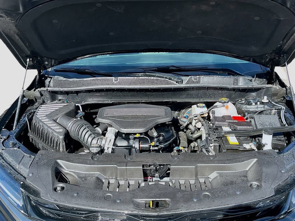 Used 2025 Chevrolet Blazer RS w/ Driver Confidence II Package image 33