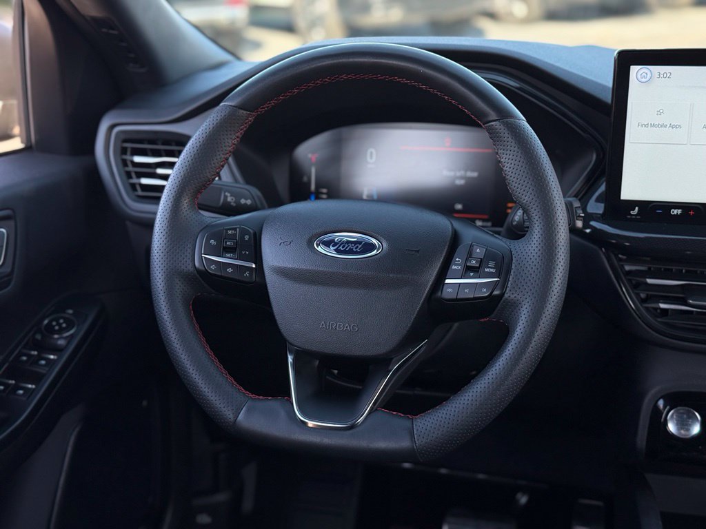 Used 2023 Ford Escape ST-Line w/ Tech Pack #1 AWD/4WD image 8