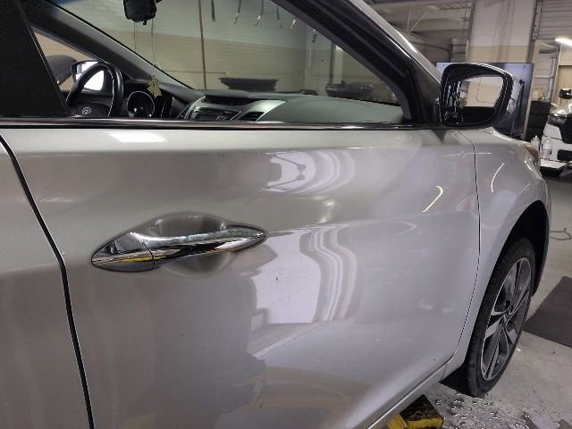 Used 2015 Hyundai Elantra Limited FWD image 2