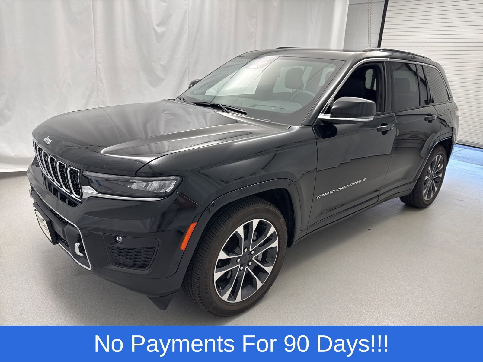 New 2025 Jeep Grand Cherokee Overland w/ Adv Protech Group III image 6