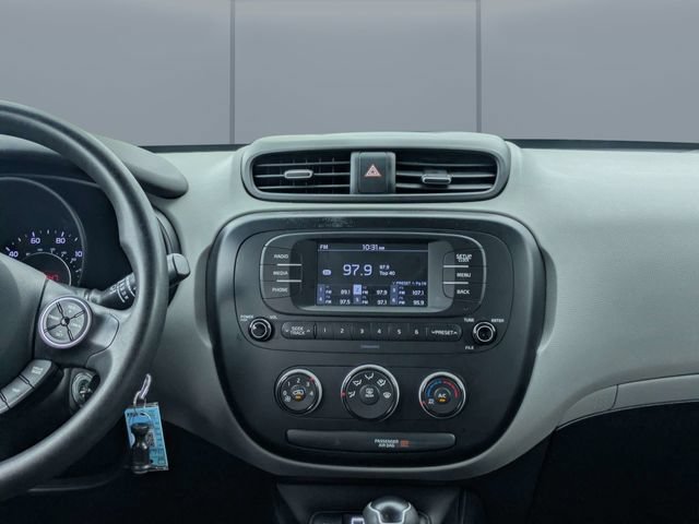 Used 2018 Kia Soul FWD image 17