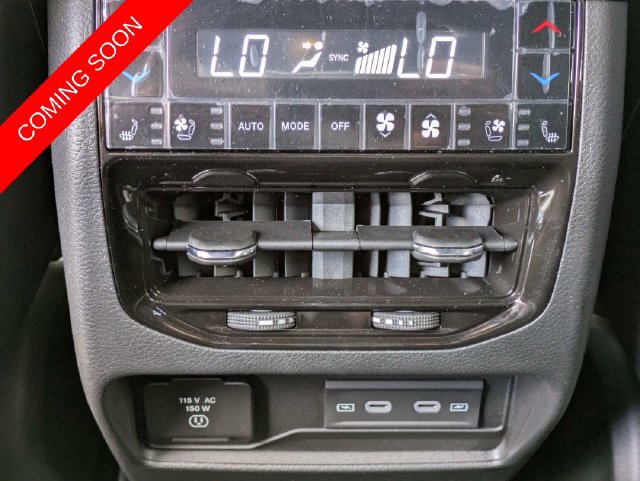 Certified 2026 Jeep Grand Cherokee Summit w/ Obsidian Package AWD/4WD image 13