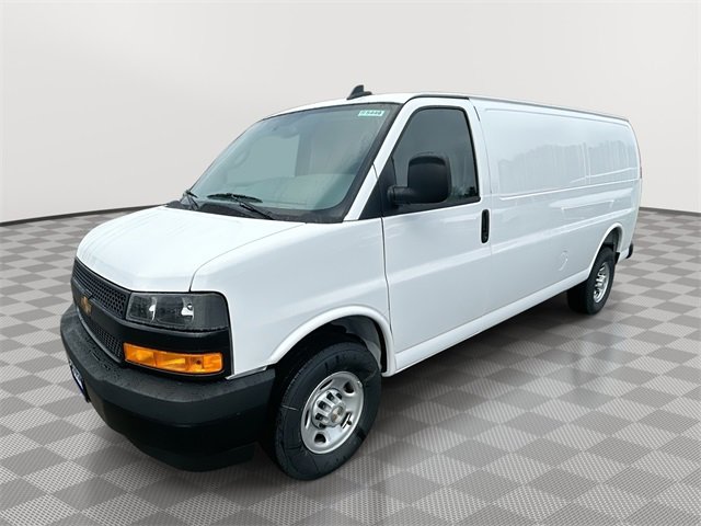 New 2025 Chevrolet Express 3500 Extended image 1
