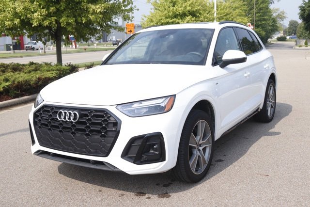 Used 2025 Audi Q5 2.0T Premium w/ Convenience Plus Package image 9