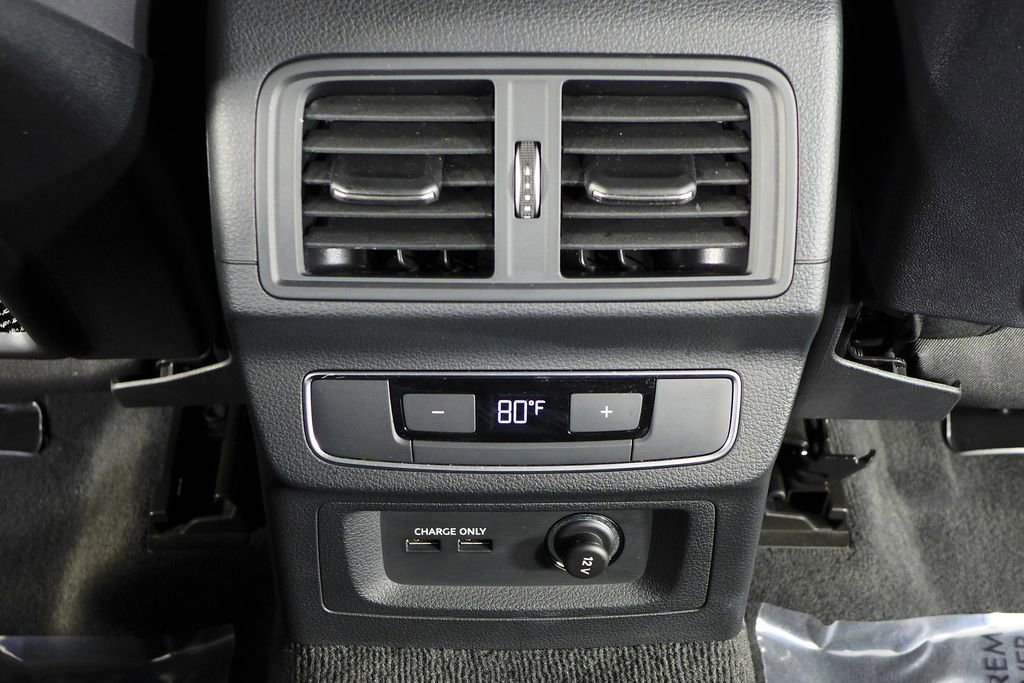 Used 2023 Audi Q5 2.0T Premium w/ Convenience Package image 23