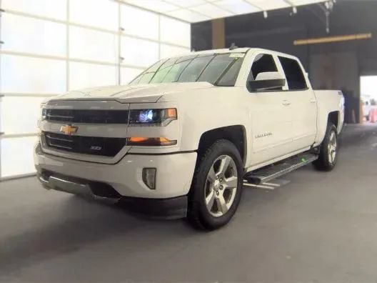 Used 2018 Chevrolet Silverado 1500 LT w/ All Star Edition AWD/4WD image 1