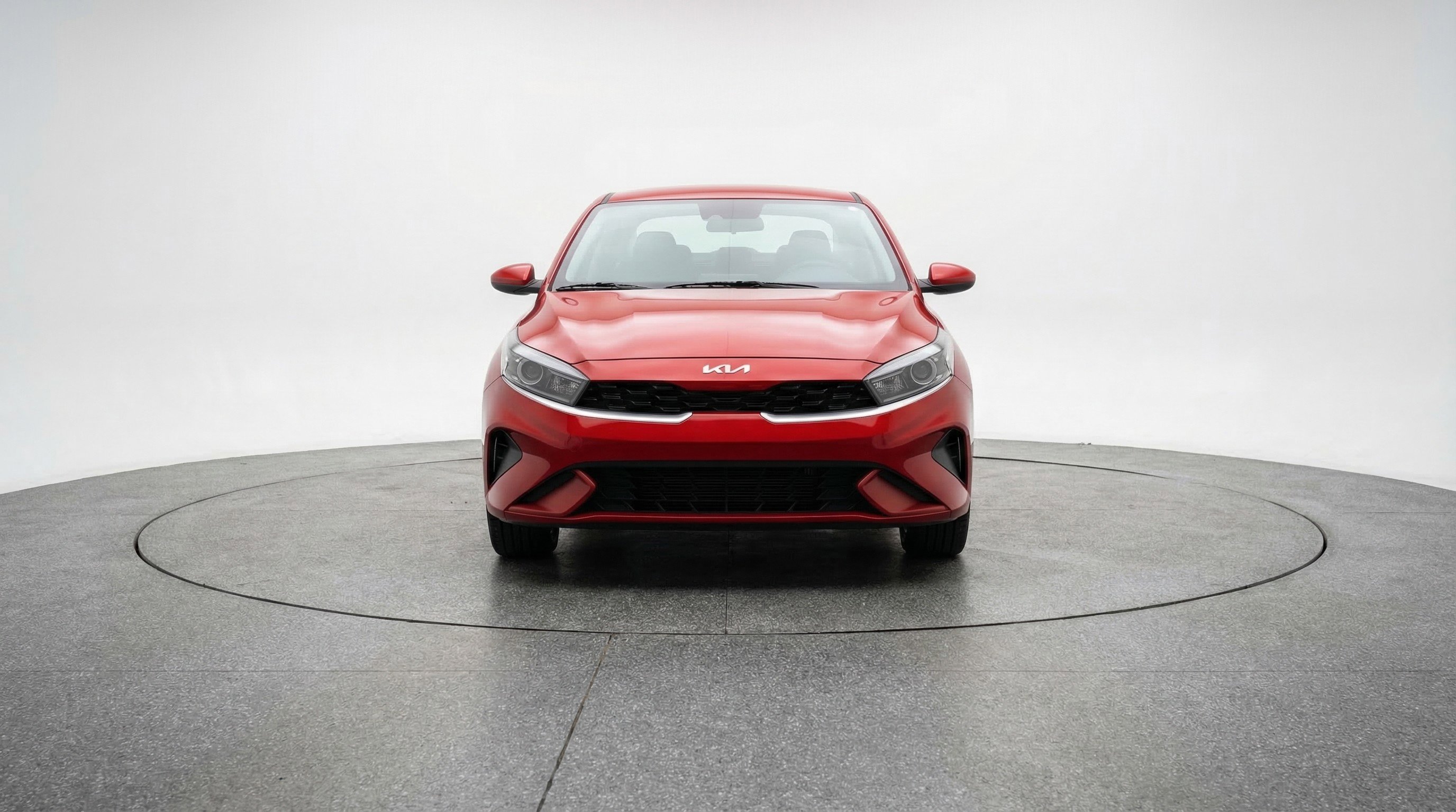 Used 2024 Kia Forte LXS image 2