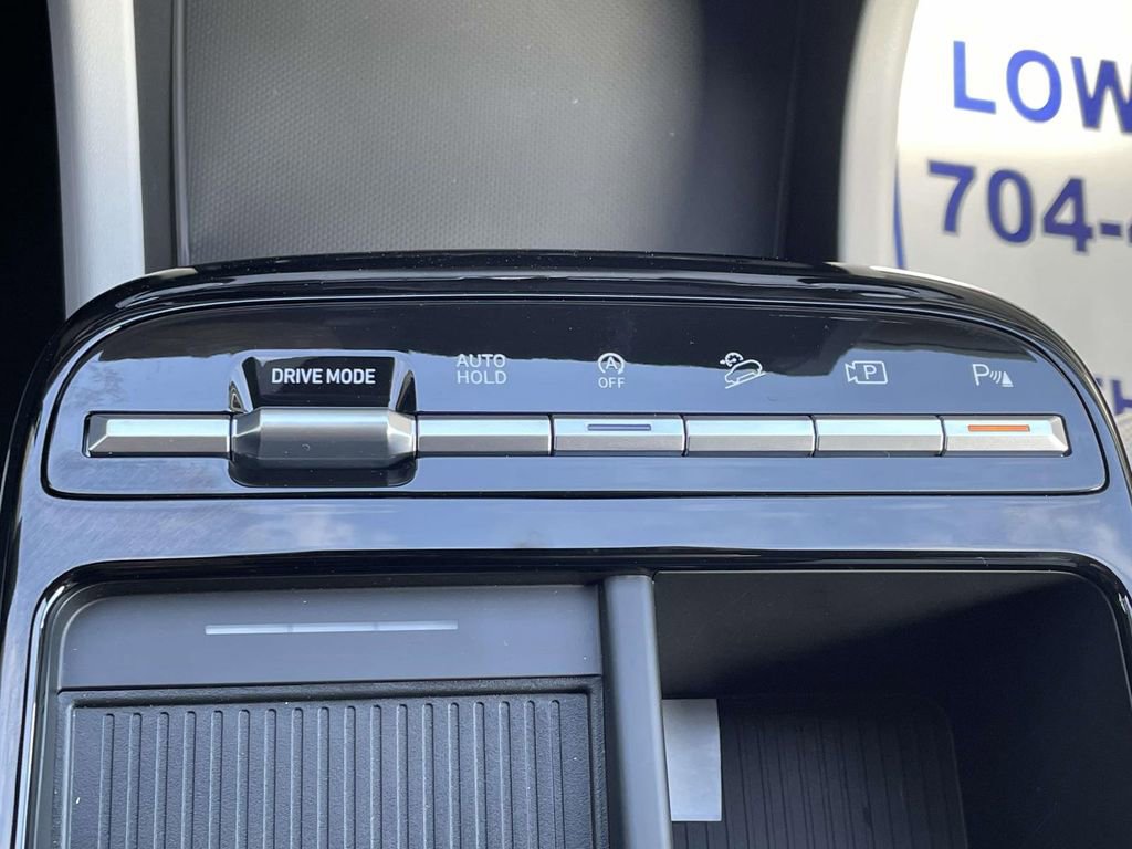 New 2026 Hyundai Tucson Limited image 32