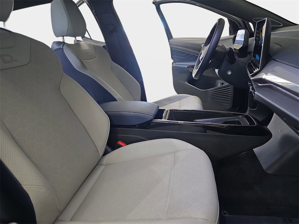 Used 2025 Volkswagen ID.4 Pro S Plus image 12