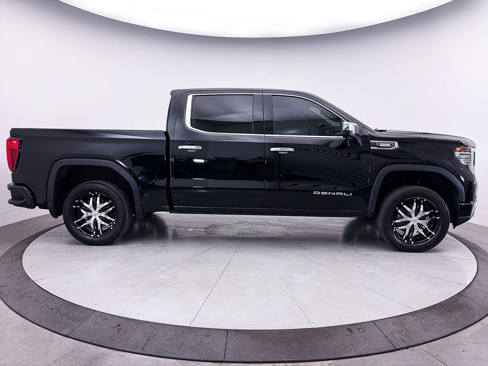Used 2023 GMC Sierra 1500 Denali w/ Denali Reserve Package AWD/4WD image 46